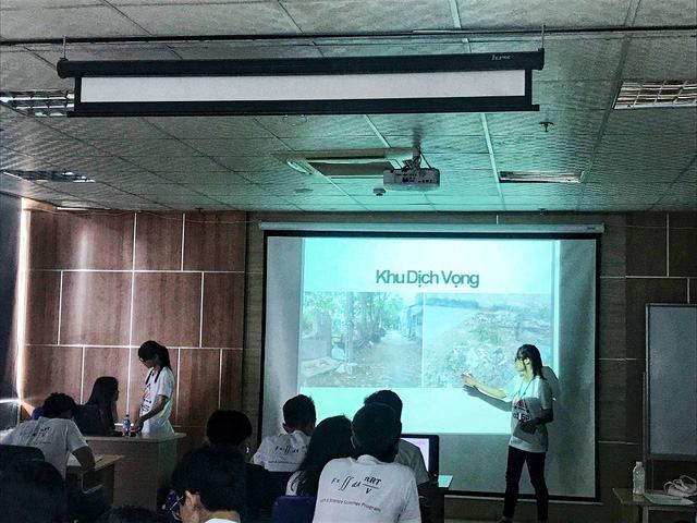 Phần thuyết trình dự án “Quy hoạch hẻm phố khu Dịch Vọng” tại MaSSP 2018.