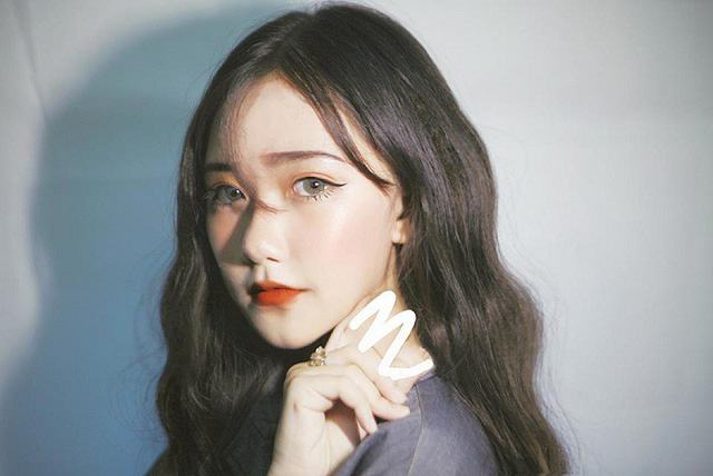 Nhưng điều đó không làm em giảm đi sự yêu thích và làm ảnh hưởng đến cuộc sống của em. Em cho những lời nói đó là động lực để khiến bản thân em cố gắng hơn trên con đường mà em chọn và tự tin hơn nữa”.