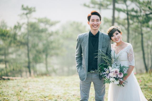 Bởi lo sợ định kiến về tuổi tác, về những câu chuyện đã thuộc về dĩ vãng nhưng vẫn còn ám ảnh nên Quỳnh Trang nhất quyết không để trái tim rung động. Nhưng chính sự chân thành của Đình Hiếu đã cảm động được trái tim tưởng chừng khép chặt của Quỳnh Trang. Cô dần mở lòng mình ra, cho bản thân và cho cả người ấy cơ hội được hiểu nhau để viết tiếp chuyện tình ngọt ngào nhưng cũng lắm sóng gió, vất vả.