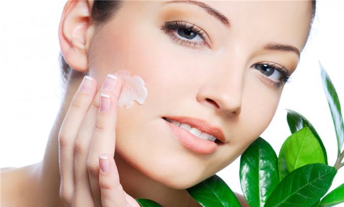 Sữa dưỡng ẩm cho da mặt khô tốt nhất 