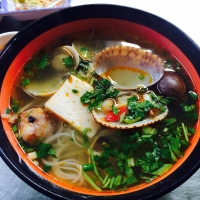 Top 7 Món ăn ngon nhất khu ẩm thực chợ Hồ Thị Kỷ, TP. Hồ Chí Minh