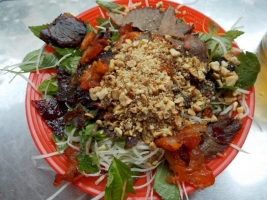 Top 8 Món ngon nhất khu phố cổ Hà Nội dành cho người sành ăn